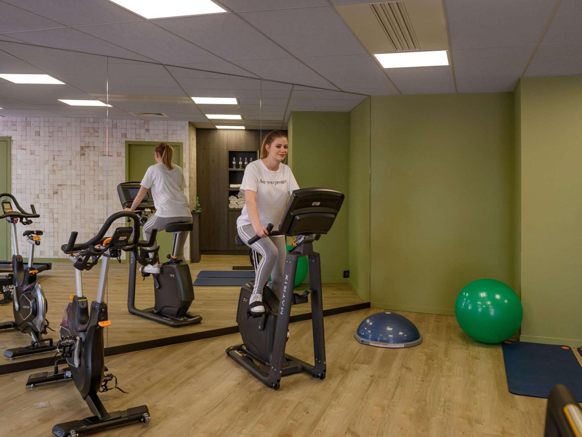 Novotel Saint-Etienne Centre Gare Chateaucreux Ngoại thất bức ảnh